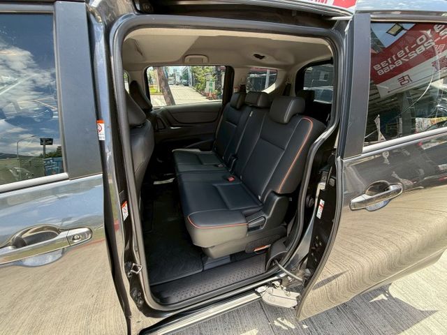 ✨2018年 TOYOTA SIENTA 七人座✨安卓機✨恆溫空調✨免鑰匙✨中控螢幕✨里程保證✨實車實價  第15張相片