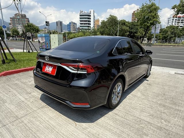 ✨2021年TOYOTA ALTIS 1.8豪華版✨僅跑3.2萬公里✨方向盤快控鍵✨ACC跟車✨恆溫✨里程保證✨實車實價  第6張相片