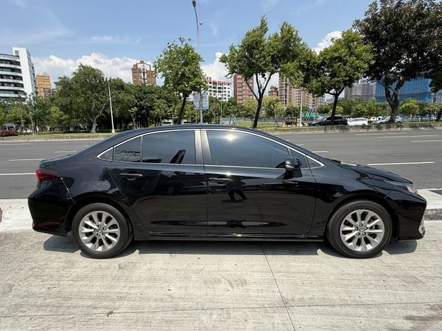 ✨2021年TOYOTA ALTIS 1.8豪華版✨僅跑3.2萬公里✨方向盤快控鍵✨ACC跟車✨恆溫✨里程保證✨實車實價  第8張相片