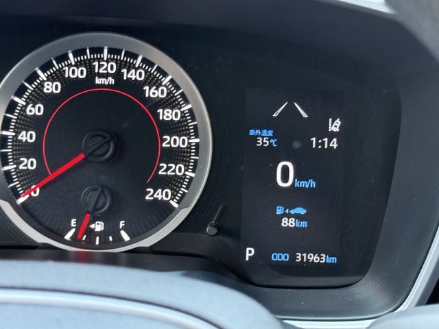 ✨2021年TOYOTA ALTIS 1.8豪華版✨僅跑3.2萬公里✨方向盤快控鍵✨ACC跟車✨恆溫✨里程保證✨實車實價  第12張相片
