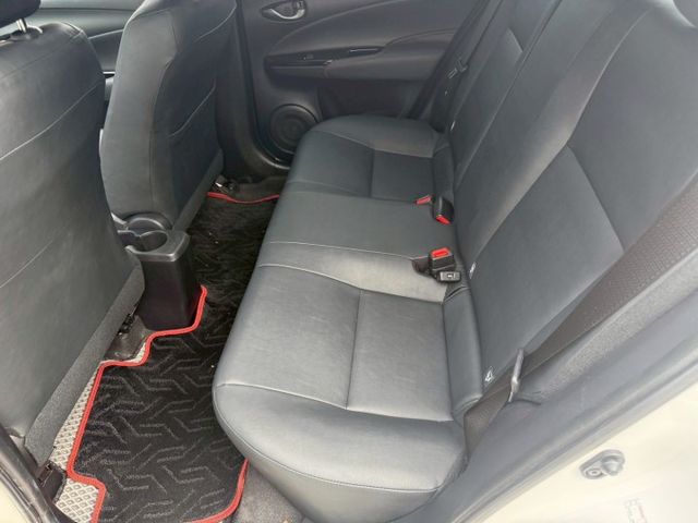 YARIS  第10張相片