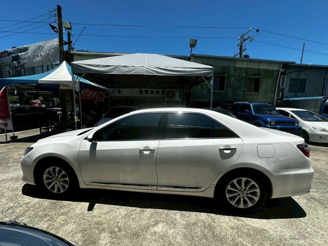 ✨2016年TOYOTA CAMRY 2.0✨倒車顯影✨循跡防滑✨定速✨雙區恆溫✨里程保證✨實車實價  第8張相片