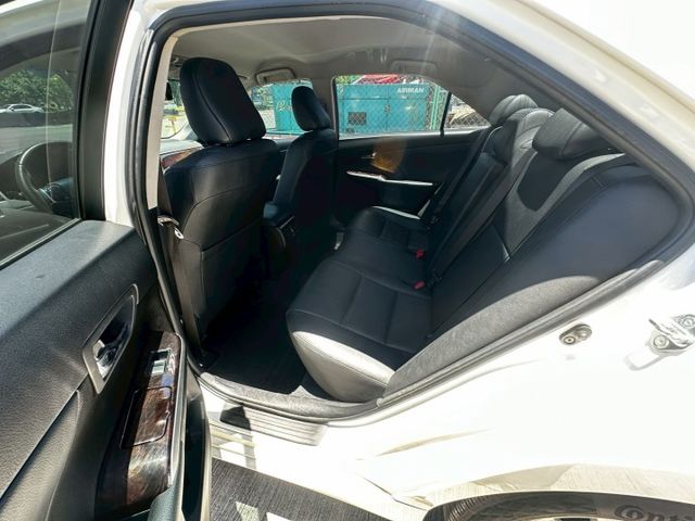 ✨2016年TOYOTA CAMRY 2.0✨倒車顯影✨循跡防滑✨定速✨雙區恆溫✨里程保證✨實車實價  第13張相片