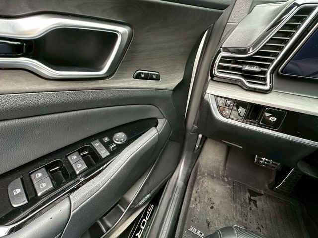 ✨2023年KIA X-LINE 4WD✨環景影像✨雙前座(電動椅+冷熱通風+電熱椅)✨ACC✨里程保證✨實車實價  第17張相片
