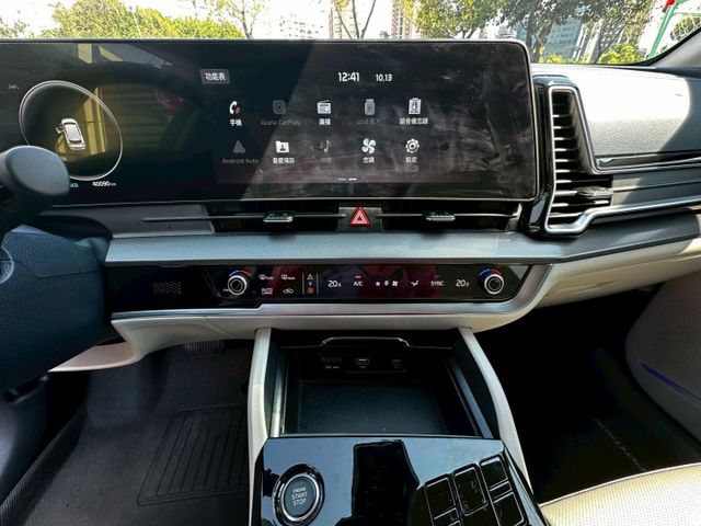 SPORTAGE  第15張相片