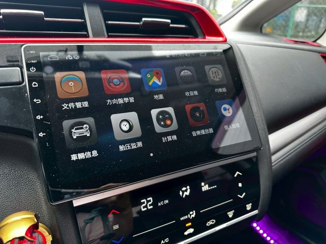 ✨2018年 HONDA FIT 1.5 S版✨恆溫空調✨倒車顯影✨IKEY✨方向盤快控鍵✨換檔撥片✨里程保證✨實車實價  第14張相片