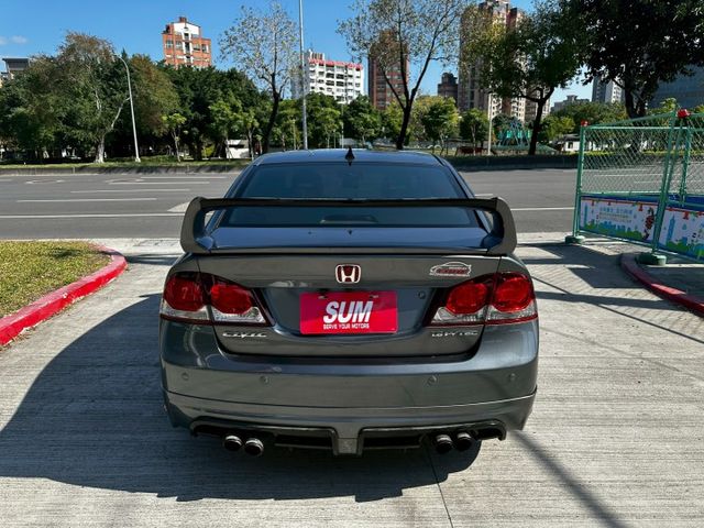 CIVIC  第5張相片