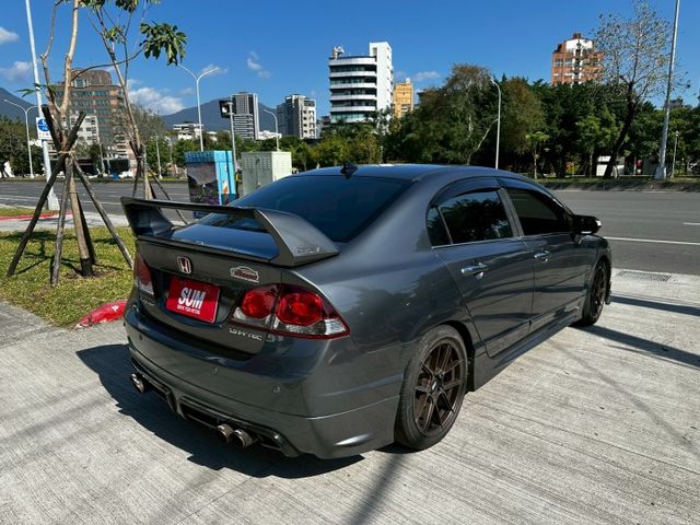CIVIC  第6張相片