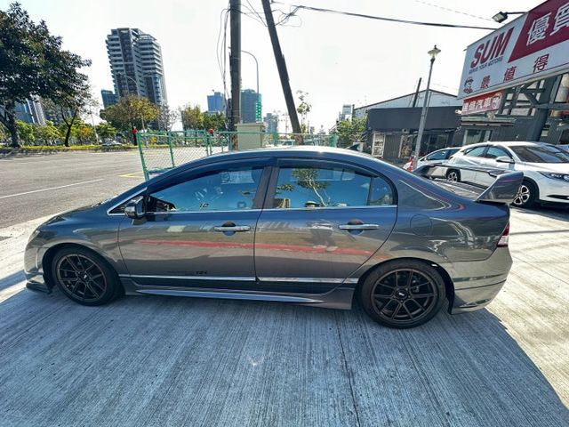 CIVIC  第7張相片