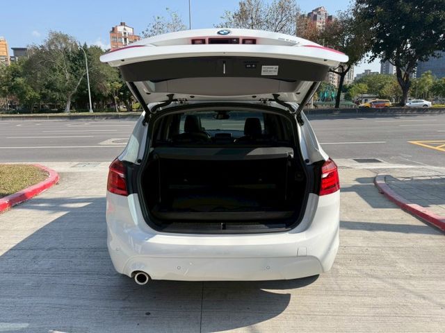 2 SERIES ACTIVE TOURER  第11張相片