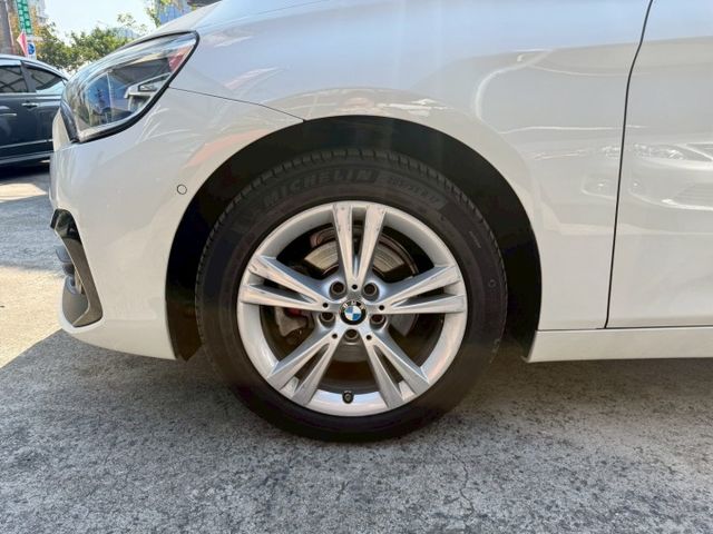 2 SERIES ACTIVE TOURER  第20張相片