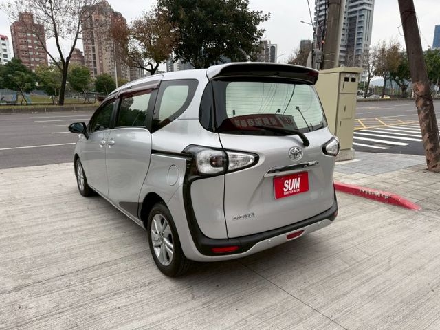 SIENTA  第4張相片