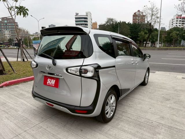 SIENTA  第6張相片