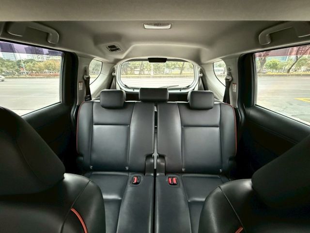 SIENTA  第12張相片