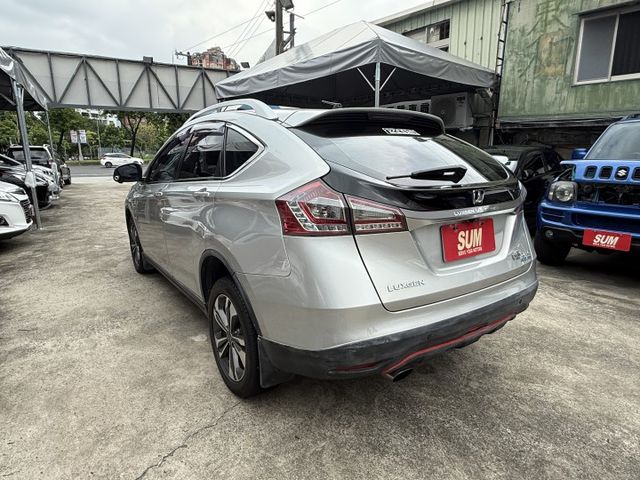 ✨限時特價中✨2016年 LUXGE U6 1.8 魅力型✨僅跑6.2萬✨環景影像系統✨免鑰匙✨定速✨換檔撥片  第4張相片