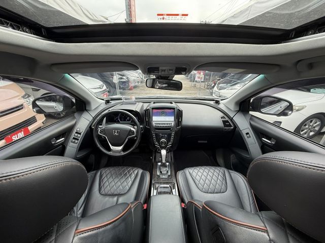 ✨限時特價中✨2016年 LUXGE U6 1.8 魅力型✨僅跑6.2萬✨環景影像系統✨免鑰匙✨定速✨換檔撥片  第7張相片