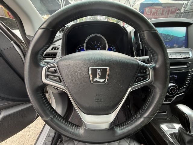 ✨限時特價中✨2016年 LUXGE U6 1.8 魅力型✨僅跑6.2萬✨環景影像系統✨免鑰匙✨定速✨換檔撥片  第13張相片