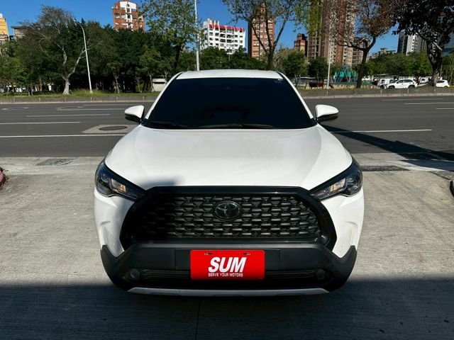 ✨2021年 TOYOTA COROLLA CROSS✨倒車顯影✨i-key✨ACC跟車✨里程保證✨實車實價  第2張相片