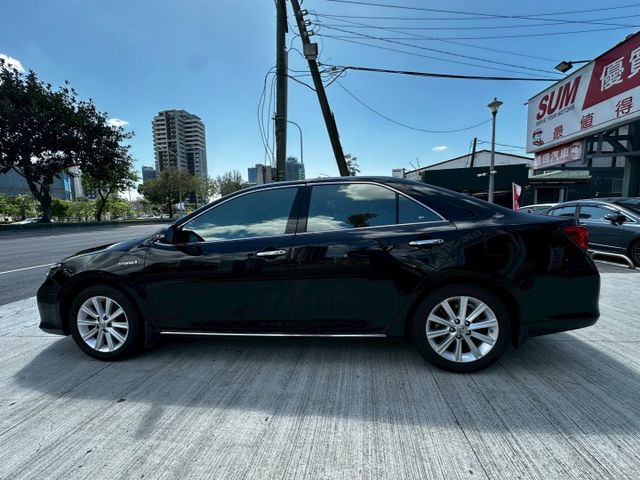 ✨2013年 TOYOTA CAMRY 油電✨恆溫空調✨I-KEY✨定速✨里程保證✨實車實價  第7張相片