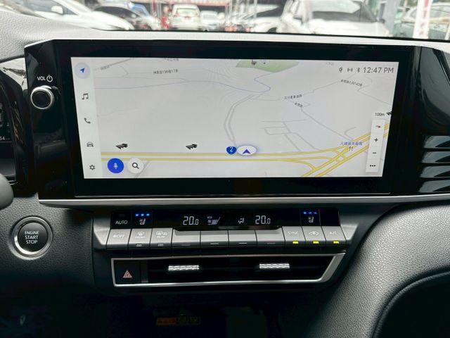 ✨2025年 TOYOTA CAMRY 2.0旗艦版✨雙前座電動椅✨衛星導航✨倒車顯影✨里程保證✨實車實價  第16張相片