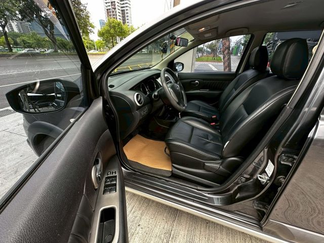 ✨2016年 NISSAN LIVINA✨倒車顯影✨衛星導航✨省油國民代步車、小車大空間✨里程保證✨實車實價  第14張相片