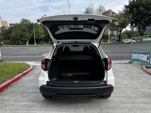 HR-V  第9張相片