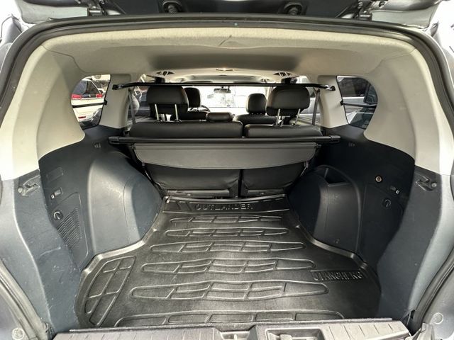 ✨2008年 中華 Outlander 2.4 4WD 旗艦型✨倒車顯影✨天窗✨倒車雷達✨多合一影音✨里程保證✨實車實價  第10張相片