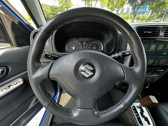 ✨2011年 SUZUKI JIMNY✨倒車顯影✨ABS防鎖死煞車系統✨防盜✨雙螢幕多合一影音系統✨里程保證✨實車實價  第17張相片