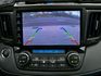 ✨2016年 TOYOTA RAV4 2.0 豪華版✨恆溫空調✨倒車顯影✨I-KEY✨駕駛座電動椅✨里程保證✨實車實價  第15張縮圖