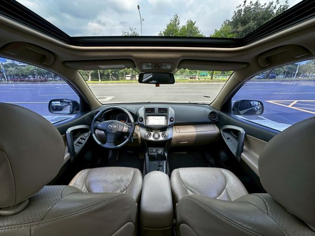 RAV4  第9張相片