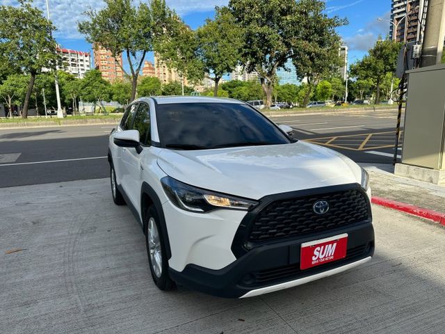 ✨2023年 Toyota Corolla Cross 1.8 Hybrid豪華✨倒車顯影✨ACC✨里程保證✨實車實價  第3張相片