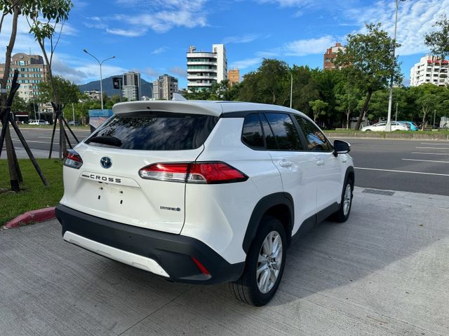 ✨2023年 Toyota Corolla Cross 1.8 Hybrid豪華✨倒車顯影✨ACC✨里程保證✨實車實價  第6張相片
