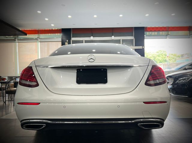 M-BENZ賓士 E220D  第5張相片