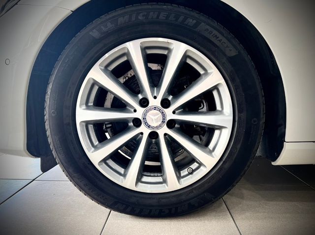 M-BENZ賓士 E220D  第19張相片