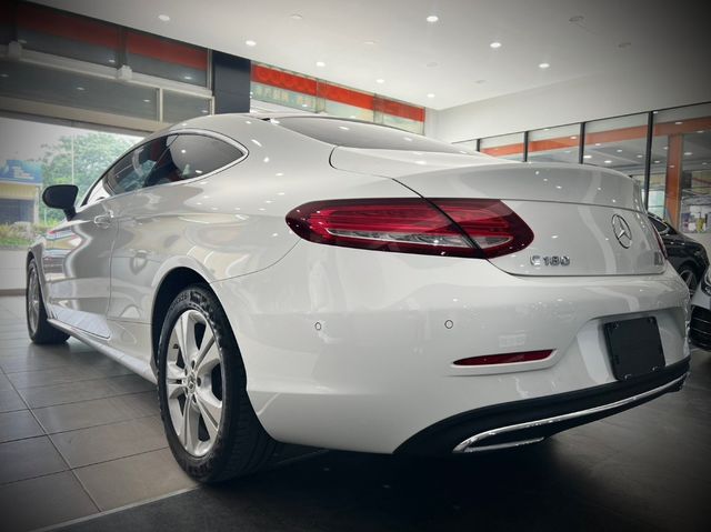 M-BENZ賓士 C180  第3張相片