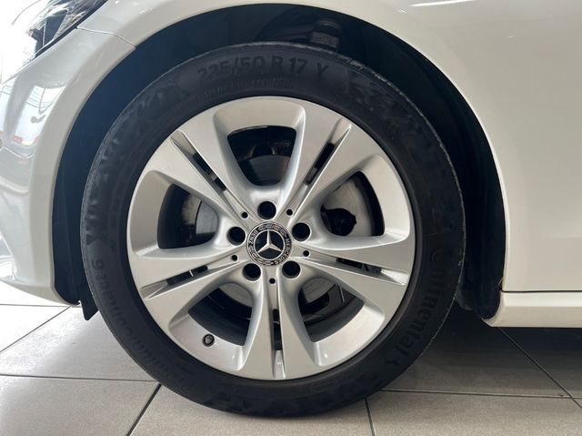 M-BENZ賓士 C180  第6張相片
