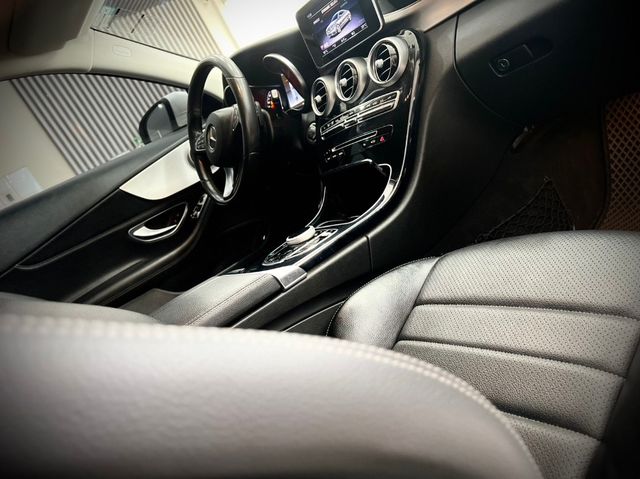 M-BENZ賓士 C180  第14張相片