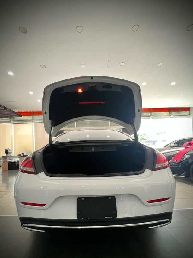 M-BENZ賓士 C180  第20張相片