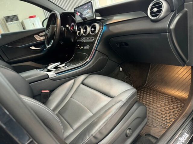 M-BENZ賓士 GLC300 AMG COUPE  第14張相片