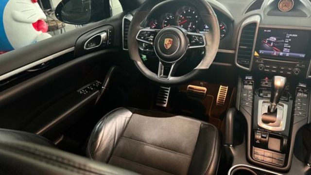 PORSCHE保時捷 CAYENNE  第14張相片