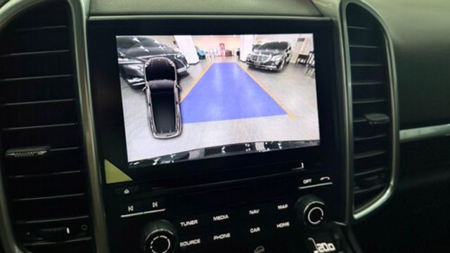 PORSCHE保時捷 CAYENNE  第17張相片