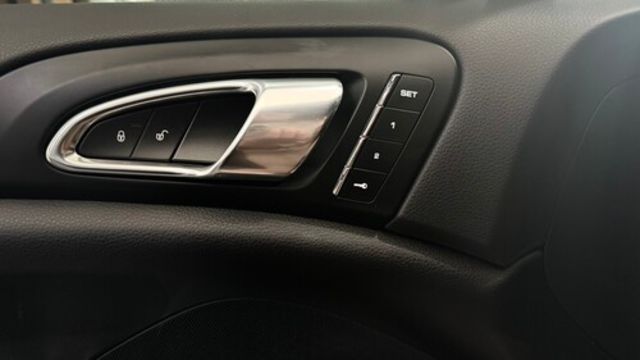 PORSCHE保時捷 CAYENNE  第19張相片
