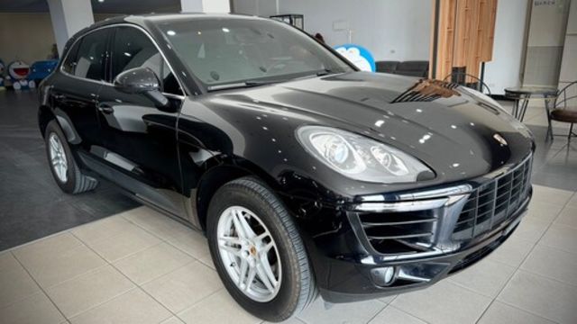 PORSCHE保時捷 MACAN  第2張相片