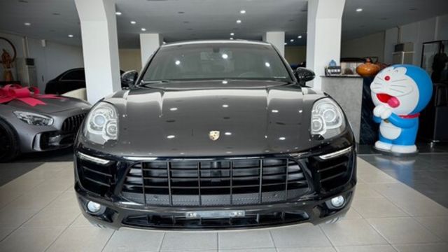 PORSCHE保時捷 MACAN  第9張相片