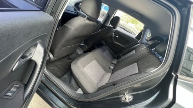 VOLKSWAGEN福斯 POLO  第6張相片