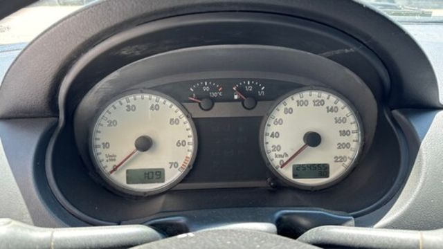 VOLKSWAGEN福斯 POINTER  第9張相片