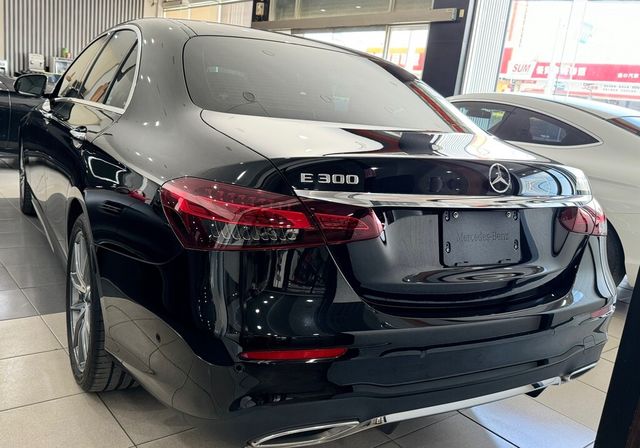 M-BENZ賓士 E300  第4張相片