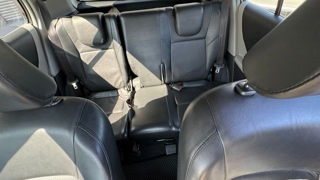 TOYOTA豐田 YARIS  第7張相片