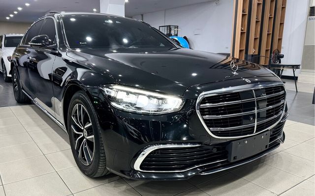 M-BENZ賓士 S450  第5張相片