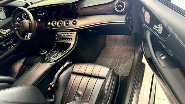 M-BENZ賓士 E200  第7張相片
